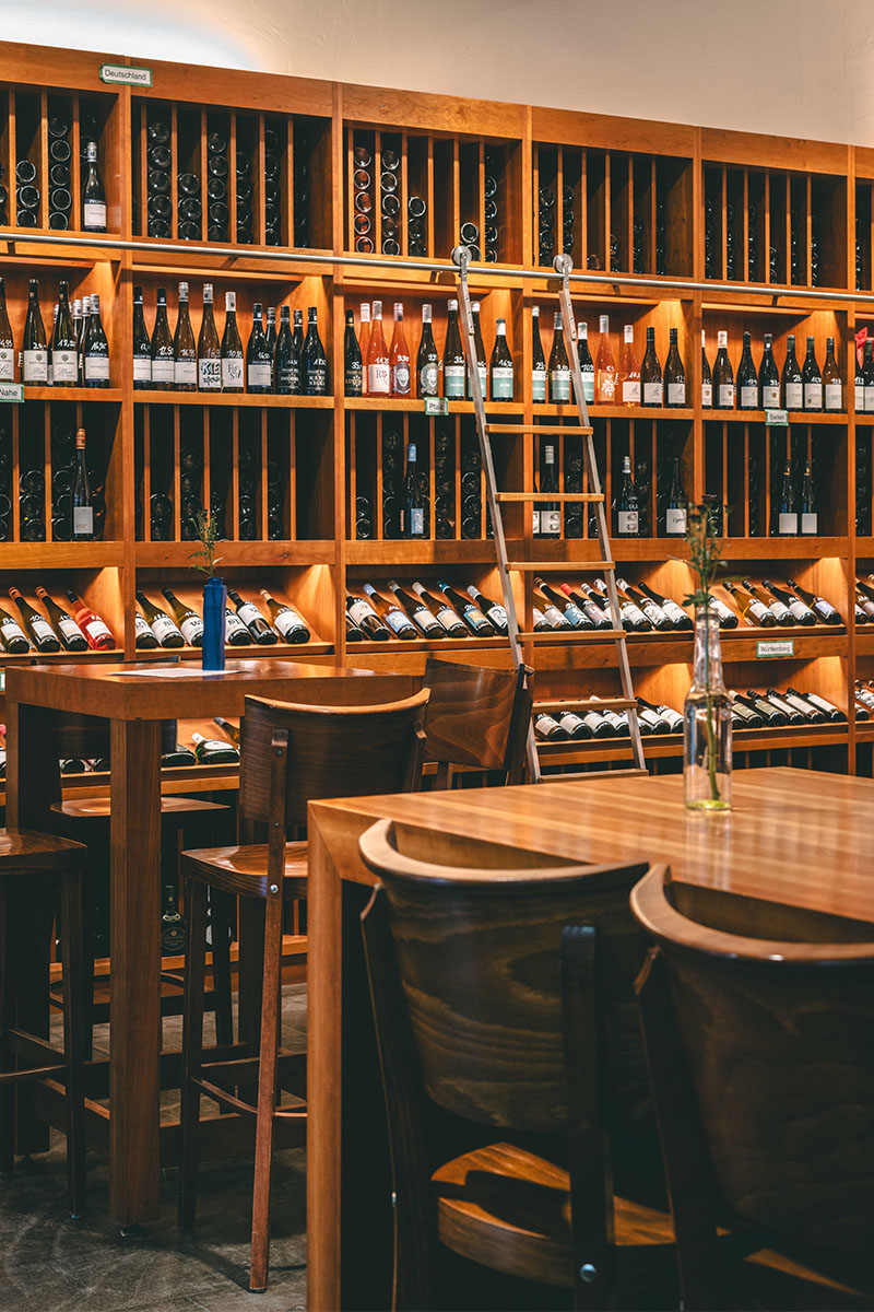 Entdecken Sie europäische Weinschätze in unserem Weinhandel